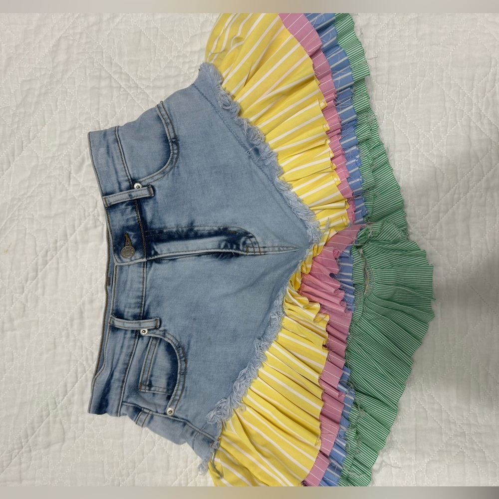 Ruffle Jean shorts